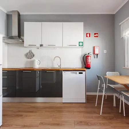 فندق مبيت وإفطار Uptown 4*