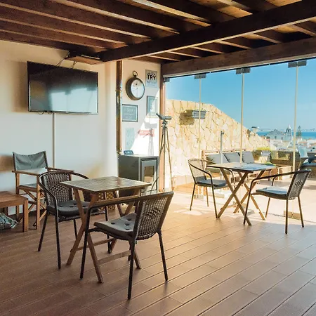 Uptown Bed & Breakfast 4*