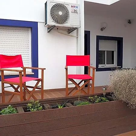 Uptown Bed & Breakfast 4*