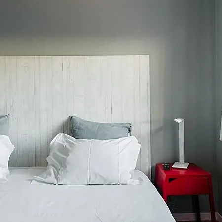 Bed & Breakfast Uptown 4*