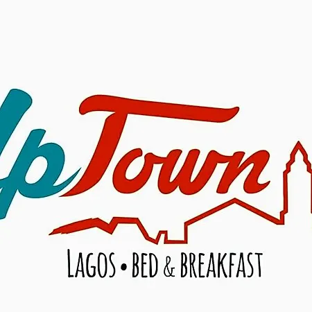 Uptown 4*