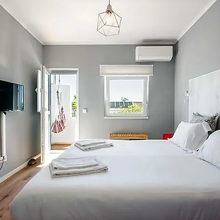 Uptown Bed & Breakfast 4*