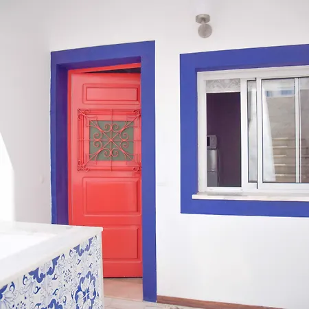 Oda ve Kahvaltı Uptown 4*